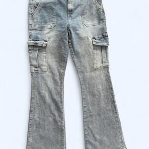 Vintage Y2K Forever 21 high rise flare cargo jeans Size 30